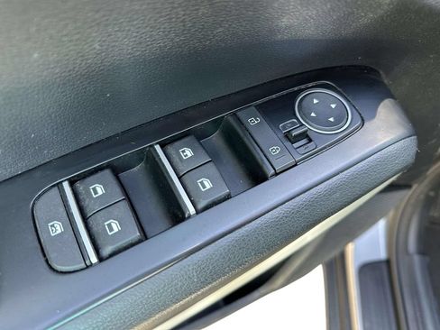 Used 2023 Kia Soul LX FWD image 15