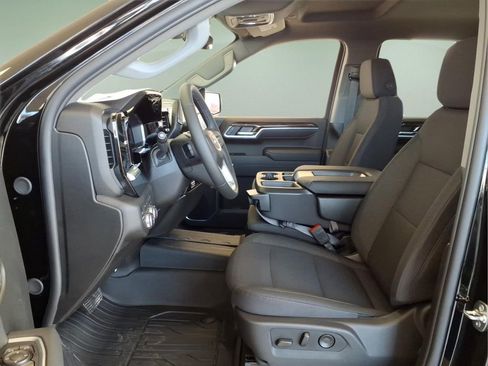 New 2026 GMC Sierra 1500 SLE AWD/4WD image 4