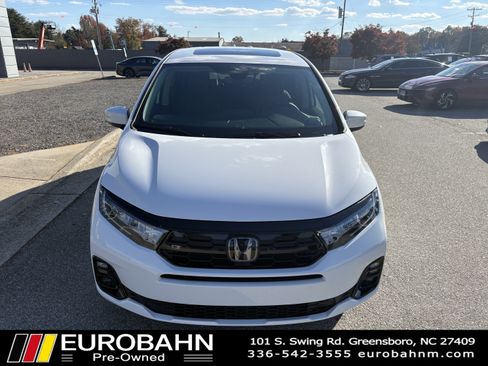 Used 2025 Honda Odyssey Elite image 25