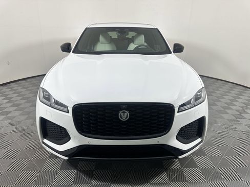 Used 2026 Jaguar F-PACE R-Dynamic S image 5