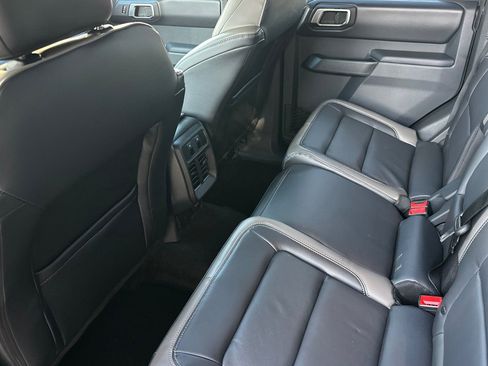 New 2025 Ford Bronco Outer Banks image 9