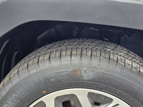 New 2026 Subaru Forester Premium AWD/4WD image 31