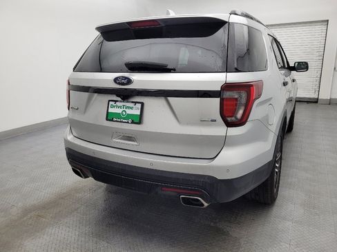 Used 2016 Ford Explorer Sport image 7