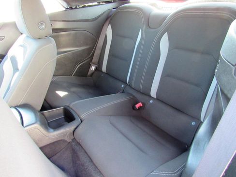 Used 2020 Chevrolet Camaro LT image 18