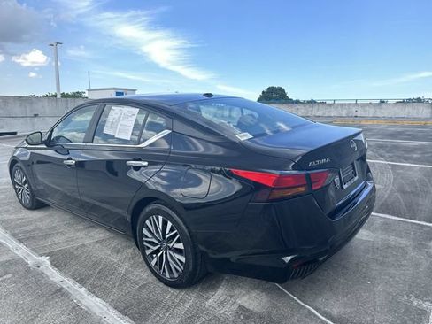 Used 2024 Nissan Altima 2.5 SV FWD image 33