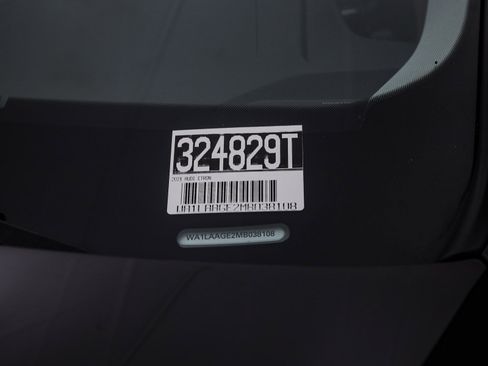 Used 2021 Audi e-tron Premium Plus w/ Premium Plus Package image 29