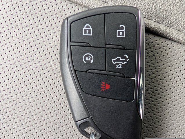 Used 2025 Chevrolet Silverado 1500 LTZ AWD/4WD image 28