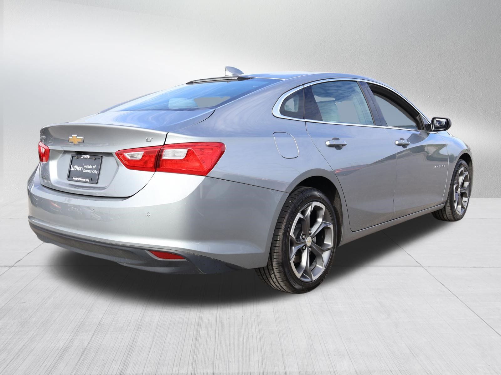 Used 2024 Chevrolet Malibu LT FWD image 7