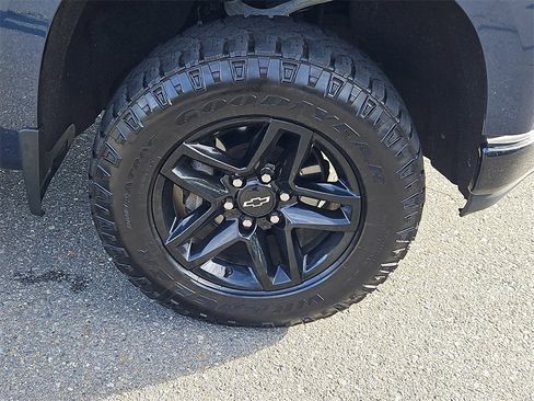 Used 2022 Chevrolet Silverado 1500 Custom Trail Boss w/ Safety Confidence Package image 10