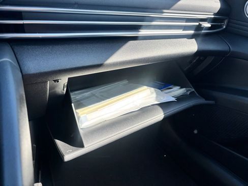 Used 2023 Hyundai Elantra SEL w/ Convenience Package image 23