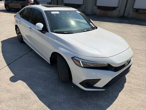 Used 2023 Honda Civic EX image 13