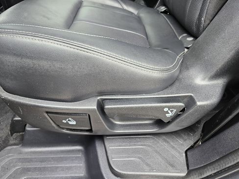 Used 2021 Subaru Ascent Limited w/ Popular Package #2 AWD/4WD image 29