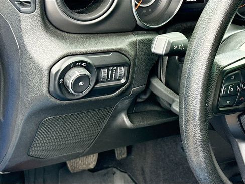 Used 2021 Jeep Wrangler Unlimited Sport image 11