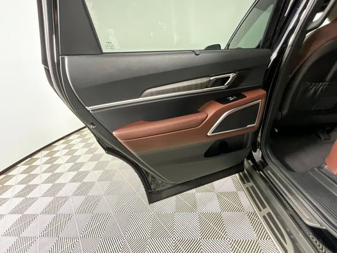 Used 2024 Kia Telluride SX image 28