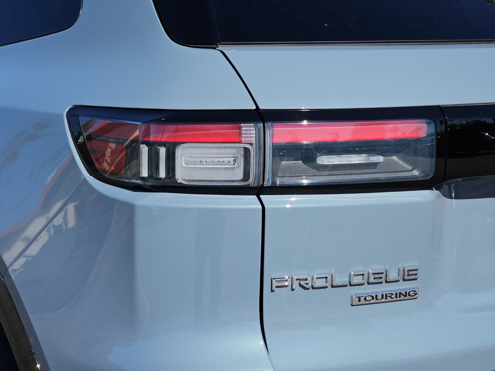 Used 2024 Honda Prologue Touring image 35