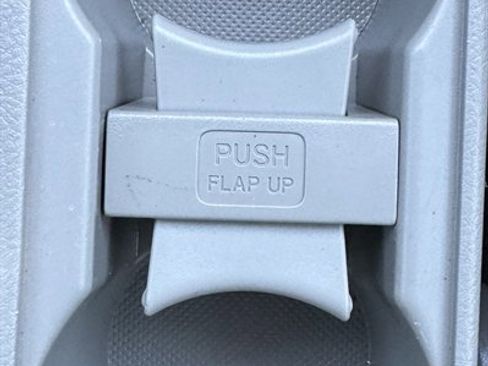 Used 2010 Toyota Corolla LE image 49