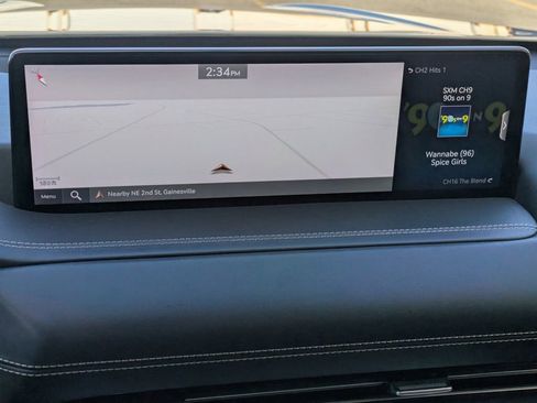 Used 2022 Genesis GV80 2.5T w/ Advanced Package 02 image 21