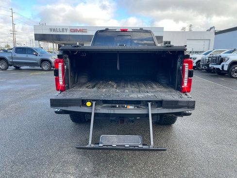 Used 2023 Ford F250 Lariat w/ Lariat Ultimate Package image 4