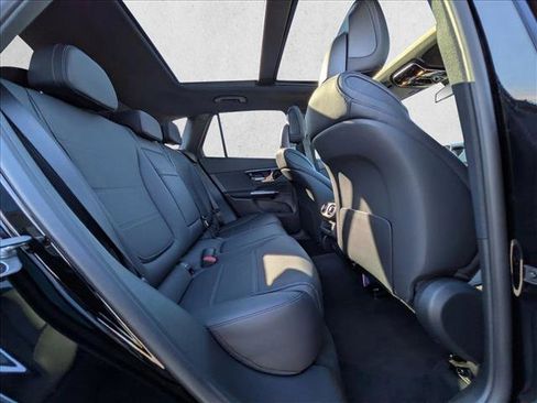 Used 2026 Mercedes-Benz GLC 300 4MATIC image 19