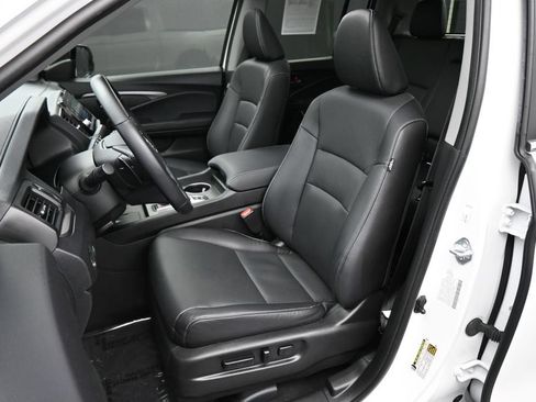 Used 2025 Honda Ridgeline RTL image 16