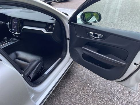 Certified 2023 Volvo S60 B5 Plus w/ Climate Package AWD/4WD image 14