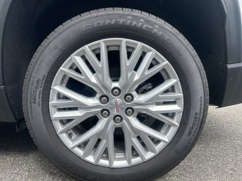 New 2026 GMC Acadia Elevation w/ Elevation Premium Package AWD/4WD image 9