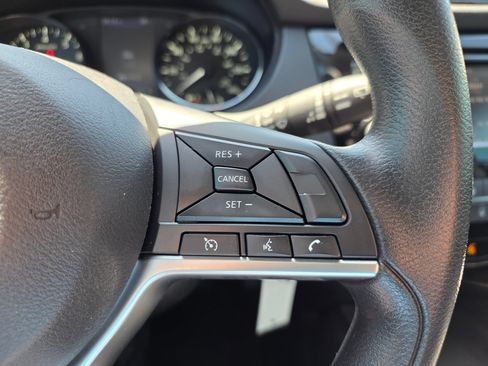 Used 2019 Nissan Rogue Sport S AWD/4WD image 18