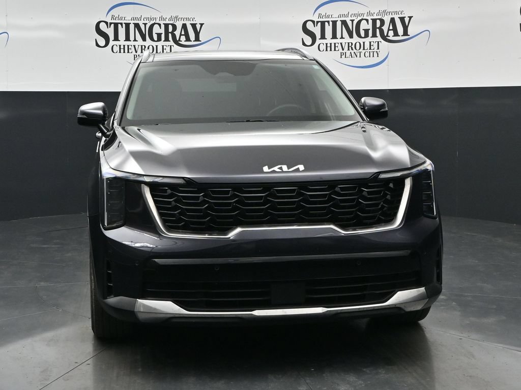 Used 2025 Kia Sorento S w/ Panoramic Sunroof Package FWD image 2