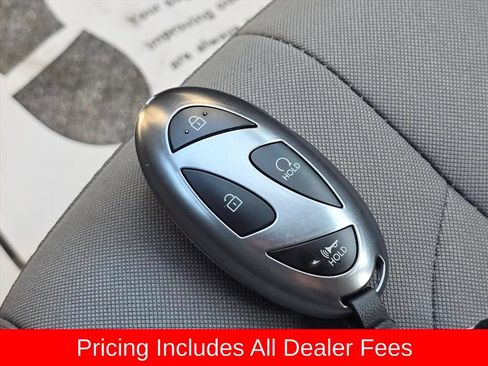 Used 2025 Hyundai Elantra Sport FWD image 16