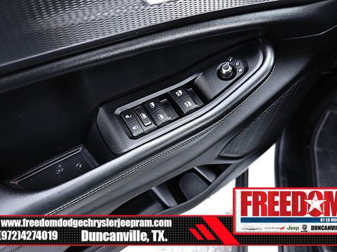 Used 2023 Jeep Grand Cherokee L Laredo RWD image 39