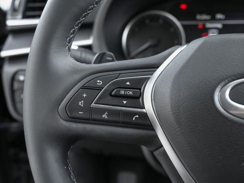 Used 2025 INFINITI QX55 Luxe w/ Cargo Package image 15