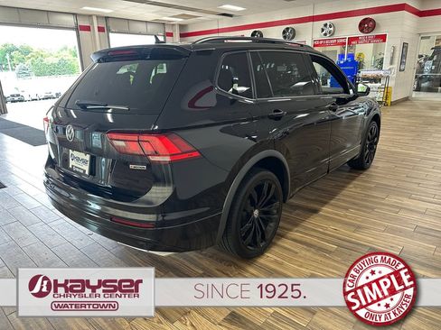 Used 2020 Volkswagen Tiguan SE R-Line AWD/4WD image 5