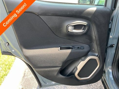 Used 2017 Jeep Renegade Sport w/ Power & Air Group AWD/4WD image 31