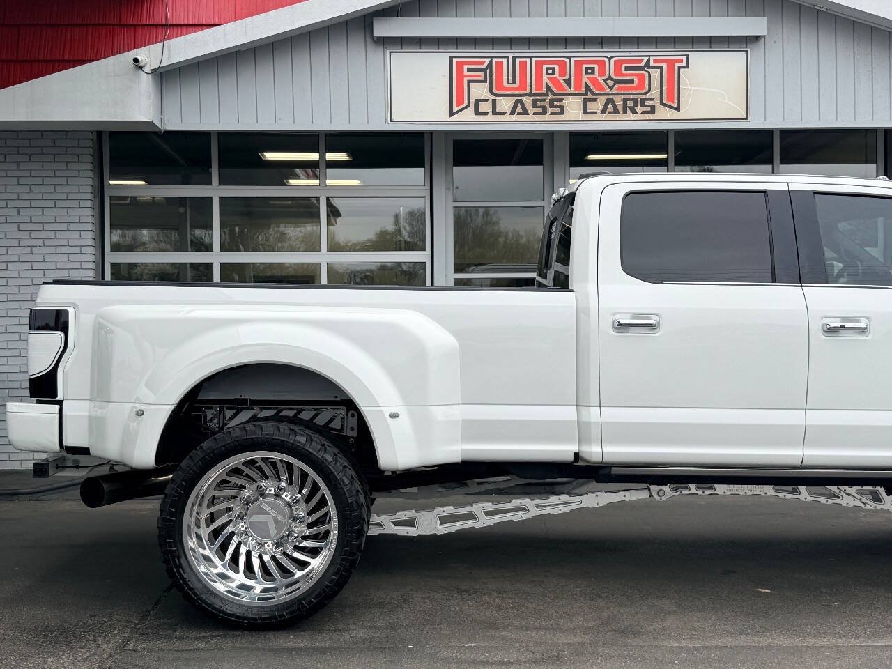 Used 2022 Ford F450 Platinum w/ FX4 Off-Road Package AWD/4WD image 11