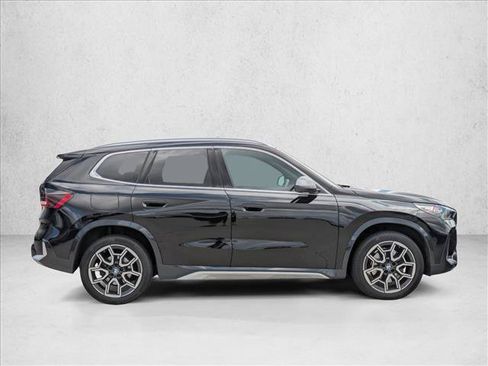 Used 2024 BMW X1 xDrive28i w/ Convenience Package AWD/4WD image 4