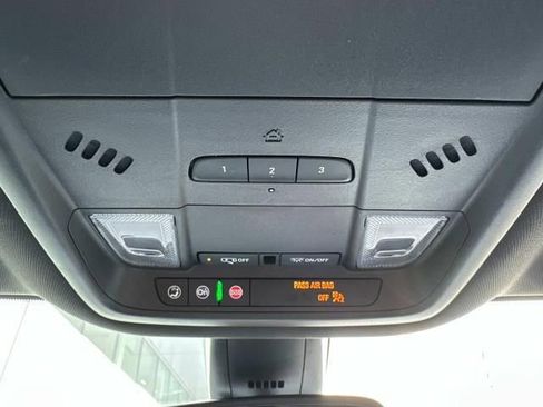 Used 2022 Buick Enclave Essence w/ LPO, Floor Liner Package image 74