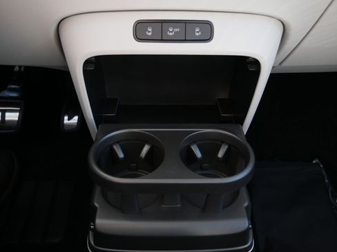 New 2025 Volkswagen ID. Buzz Pro S Plus image 9