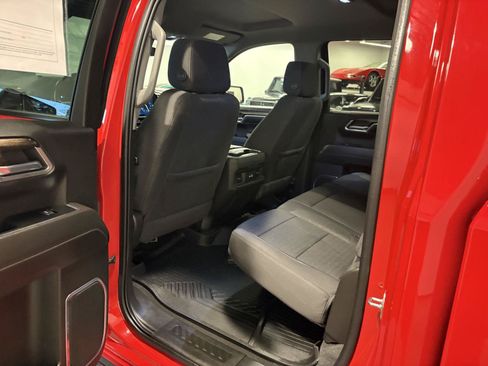 Used 2022 Chevrolet Silverado 1500 LT AWD/4WD image 33