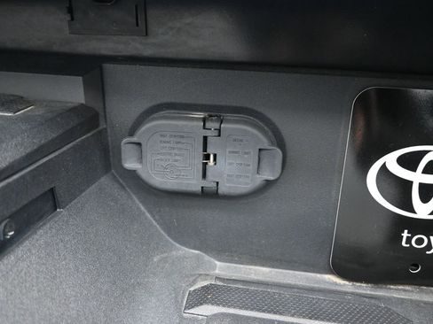 Used 2022 Toyota Tundra Limited image 44