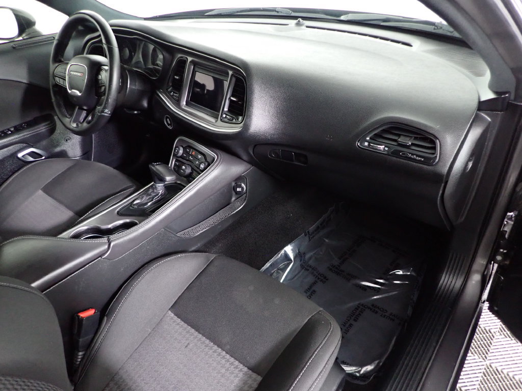 Used 2020 Dodge Challenger GT w/ Blacktop Package AWD/4WD image 32
