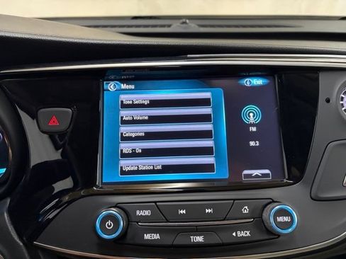 Used 2017 Buick Envision Preferred AWD/4WD image 50