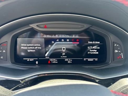 Used 2025 Audi SQ7 Prestige AWD/4WD image 9