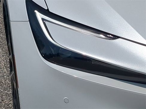 New 2026 Toyota Prius Plug-In Hybrid image 10