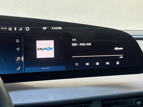 Used 2023 Lucid Air Touring AWD/4WD image 17