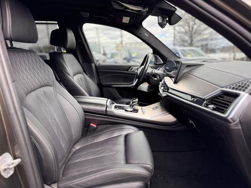 Used 2024 BMW ALPINA XB7 AWD/4WD image 27