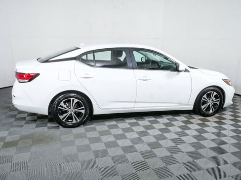 Used 2020 Nissan Sentra SV FWD image 2