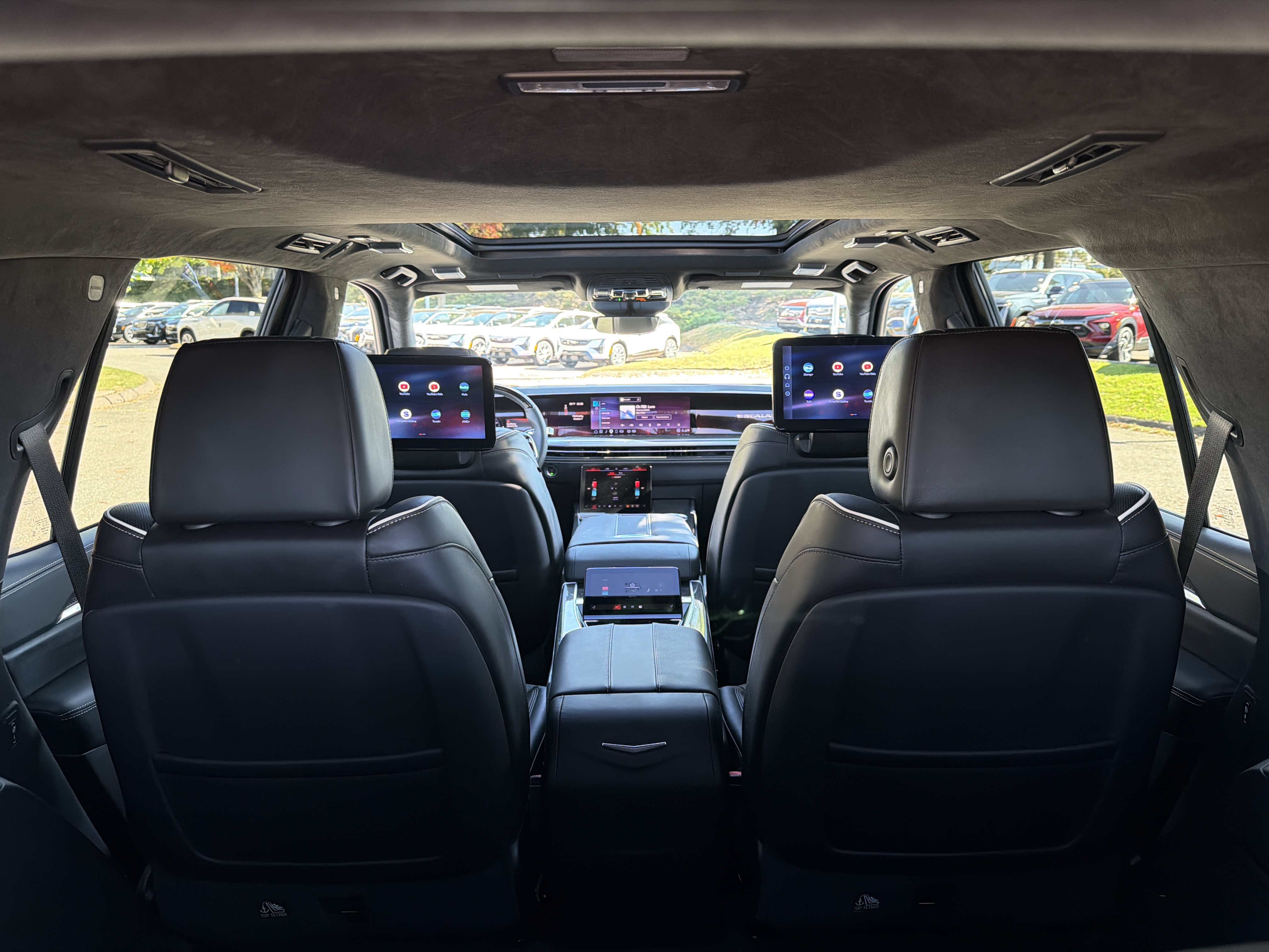Used 2026 Cadillac Escalade V AWD/4WD image 37