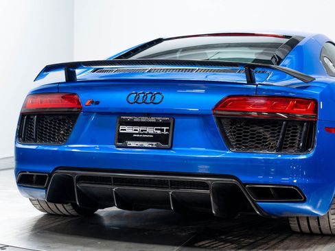Used 2017 Audi R8 V10 plus AWD/4WD image 71