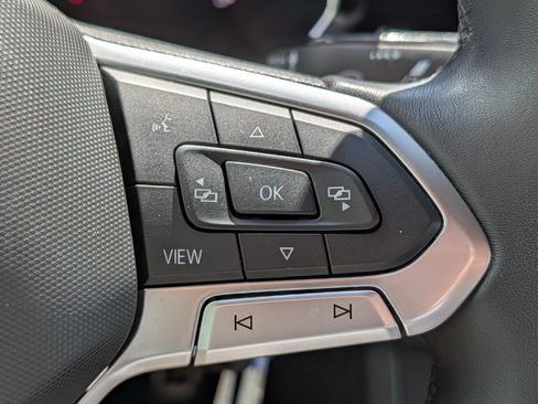 Certified 2023 Volkswagen Jetta Sport FWD image 32