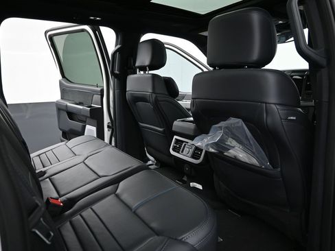 New 2025 Ford F350 Platinum image 16